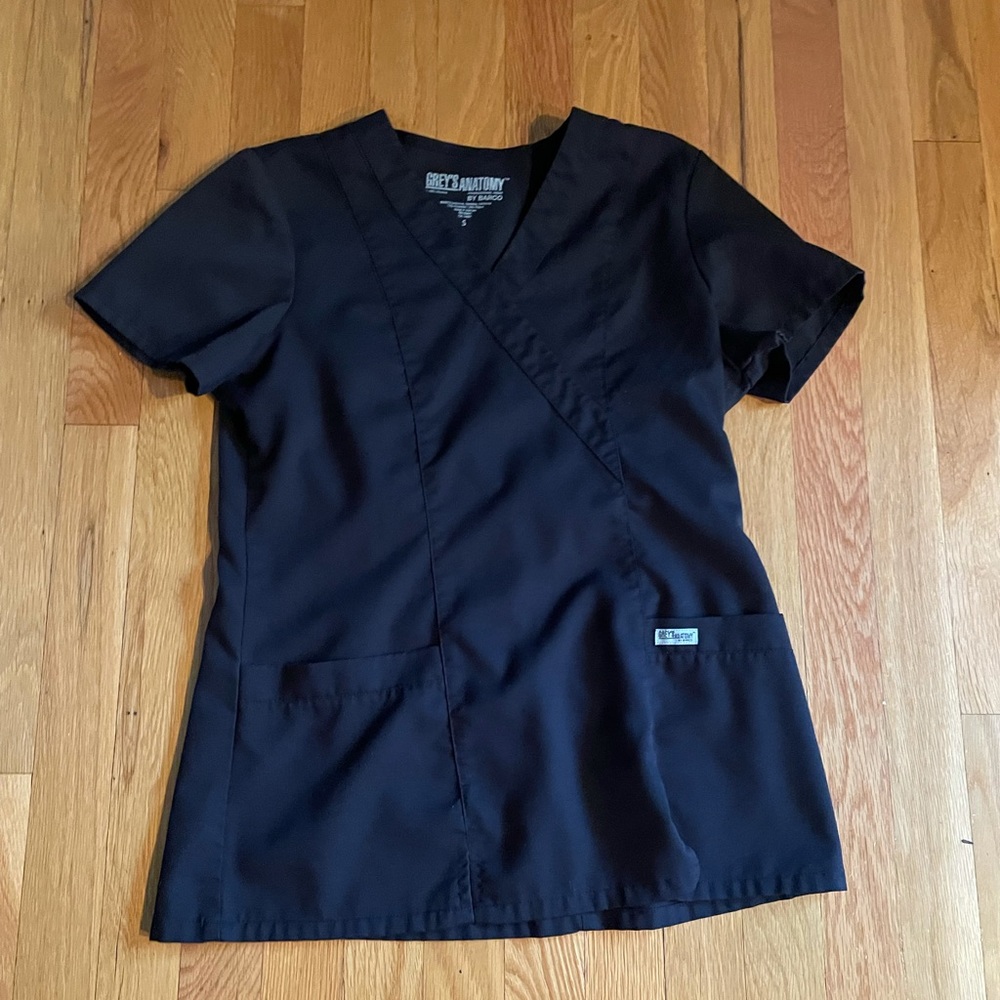 Grey’s Anatomy black scrub top